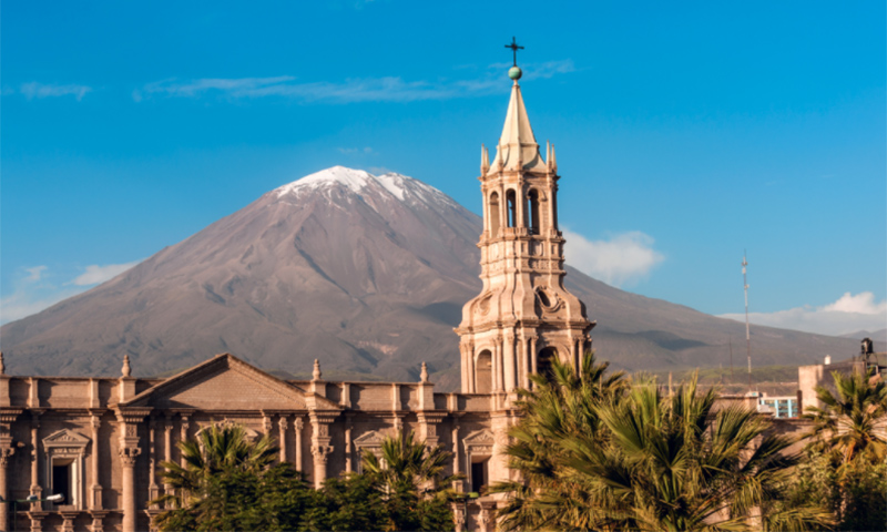 fly-with-the-condors-misti-mountain