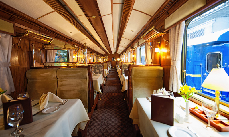 land-of-treasures-train